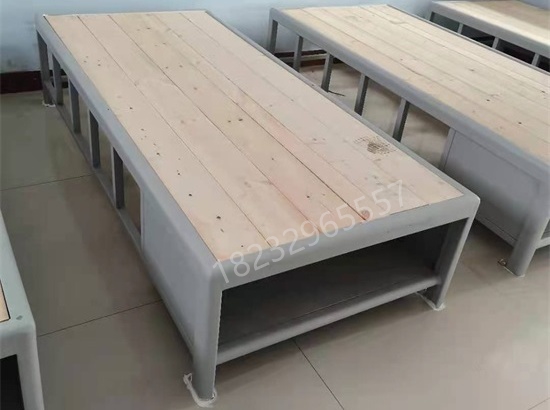 长治监狱监舍床